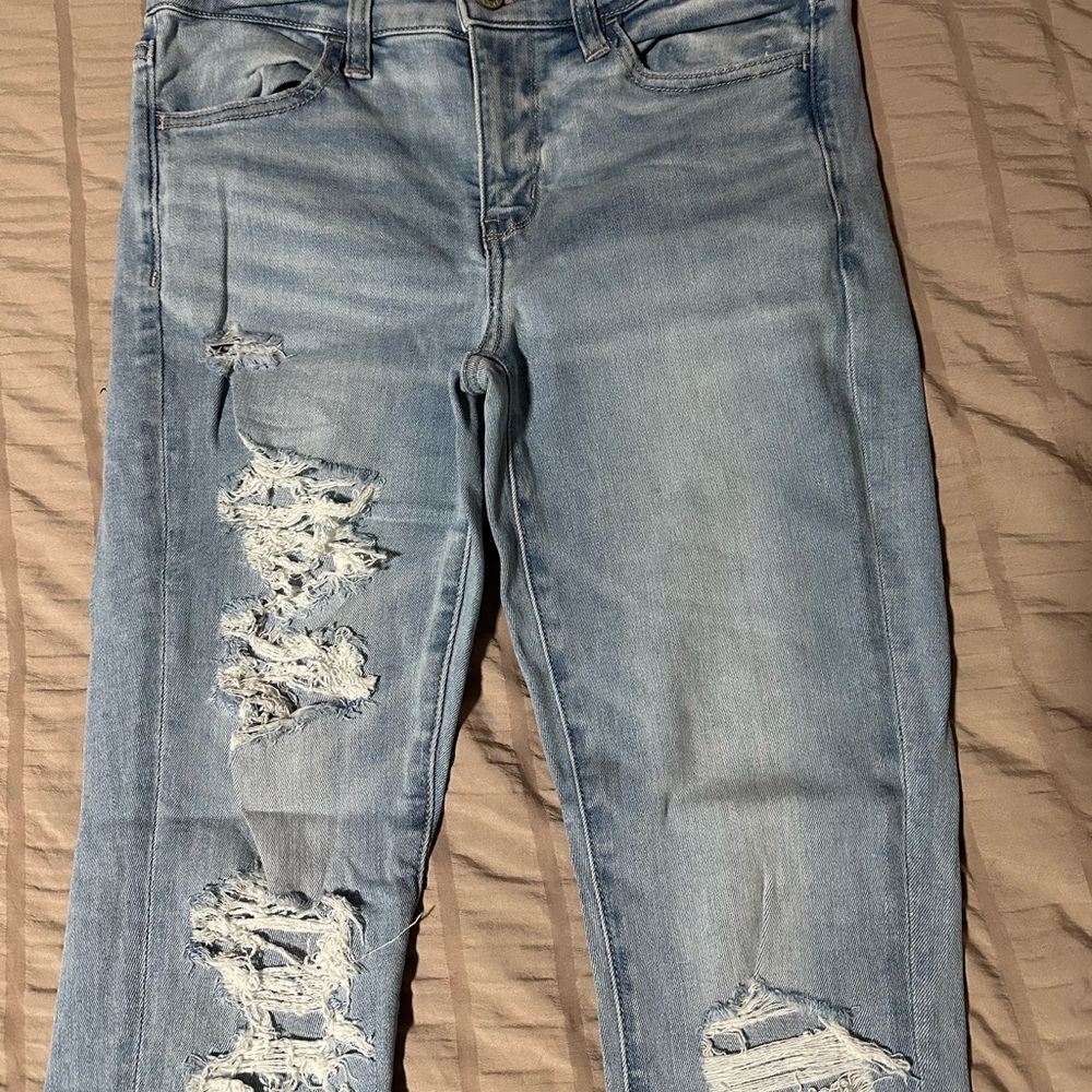 AE Distressed Jeans